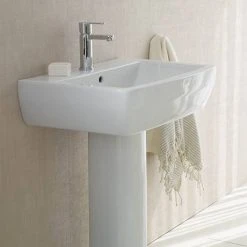 Britton Bathrooms - Curve Washbasin with round full pedestal - 2 Size Options -Victorian Plumbing Store BBCWRFP D3 460