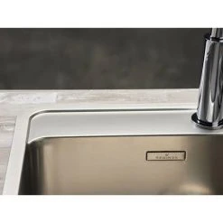 Reginox Ohio 50x40 1.0 Bowl Stainless Steel Kitchen Sink with Tap Ledge -Victorian Plumbing Store OHIO50X40TW D2 460